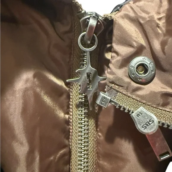 Darker Waves Fader Brown Puffer Coat M - Picture 5 of 6